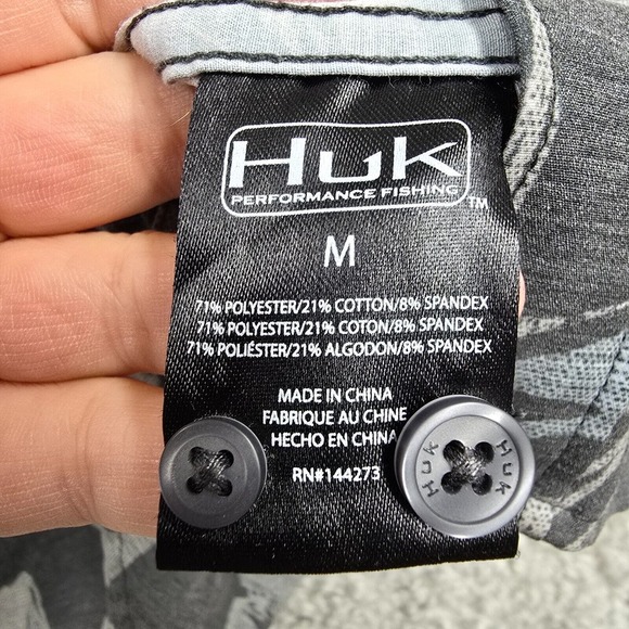Huk Shirt‎ Mens Medium Gray Button Up Short Sleeve Performance Fishing Outdoors - Picture 7 of 13